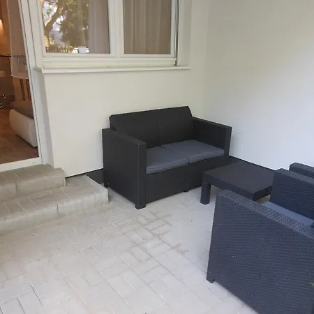 Apartment King23 *