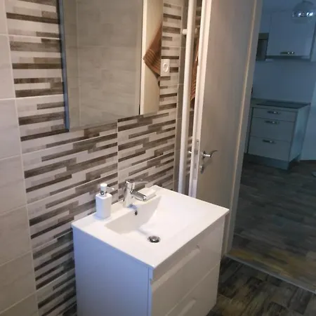 Apartment King23 *